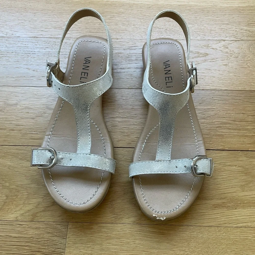VANELI Shiny Silver Strap Sandals Woman size 4.5